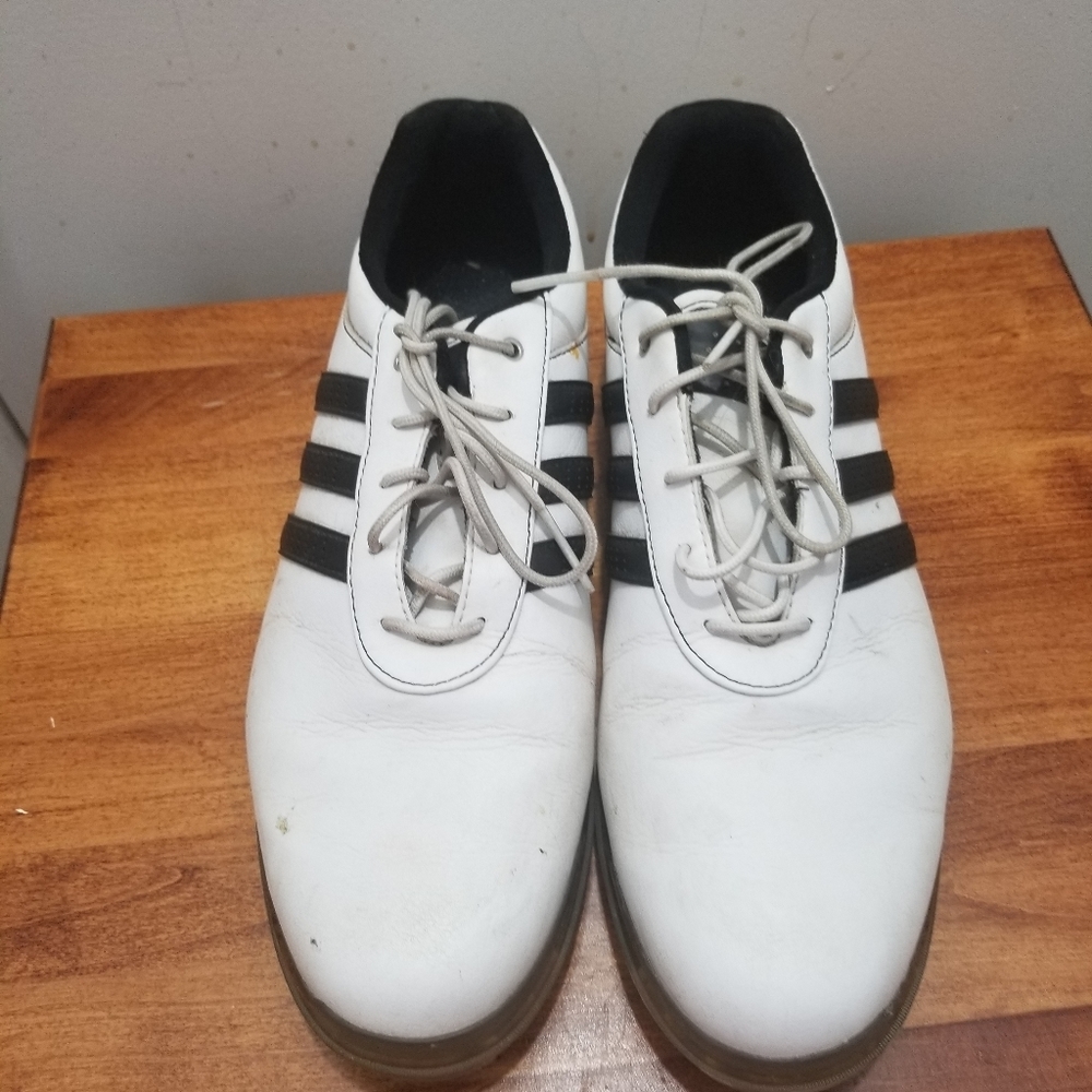 Adidas Golf Cleats shoes. Size 8